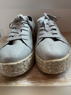 Circus by Sam Edelman Silver Platform Espadrille Sneakers Size 9M